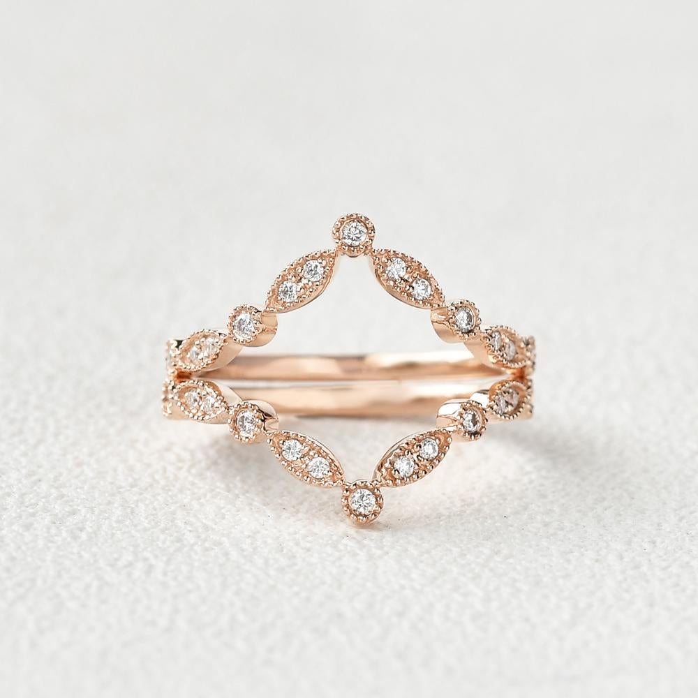 Round Brilliant Curved Vintage Style Set of 2 Wedding Band