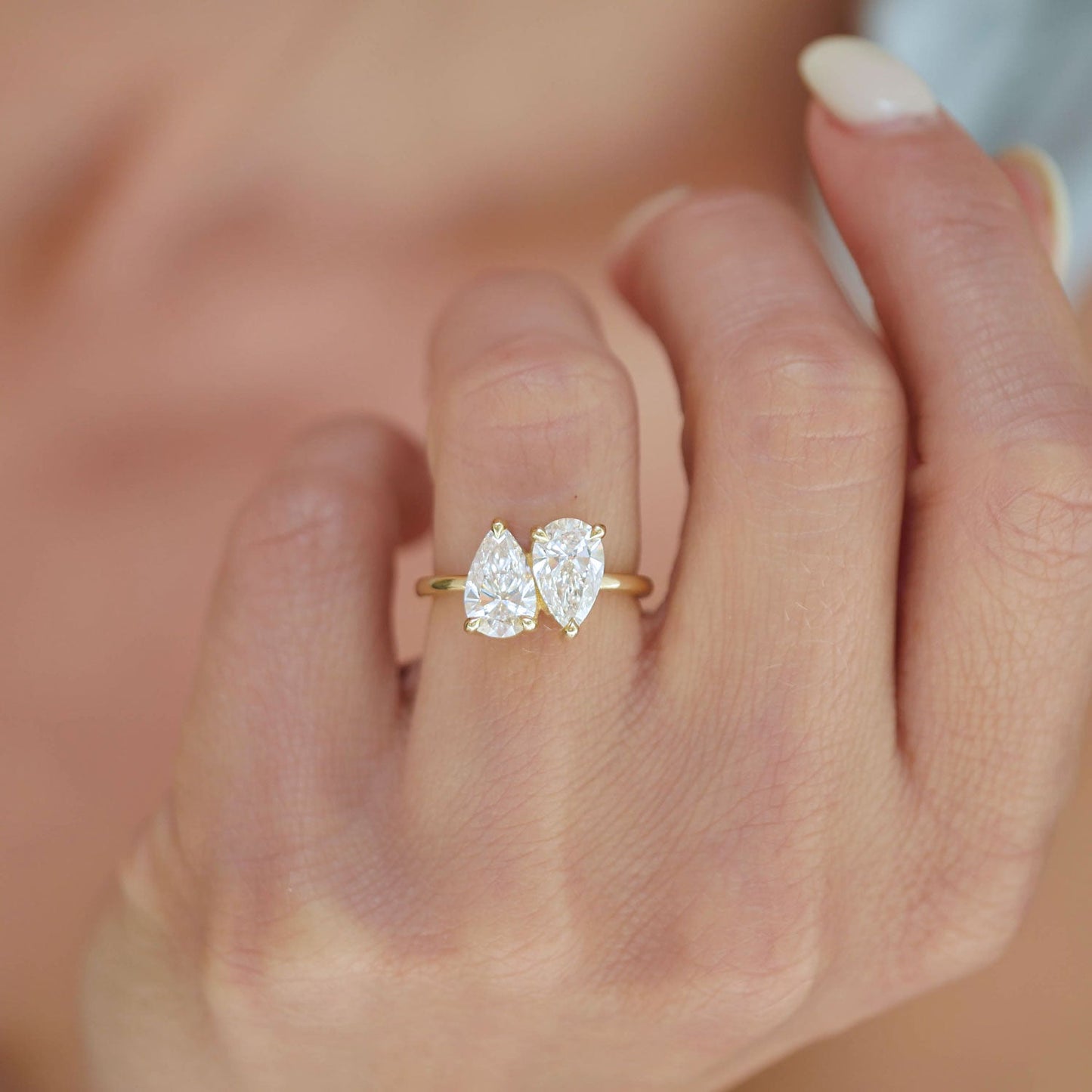 2.0 Ct Two Pear Moissanite Diamond Toi et Moi Engagement Ring