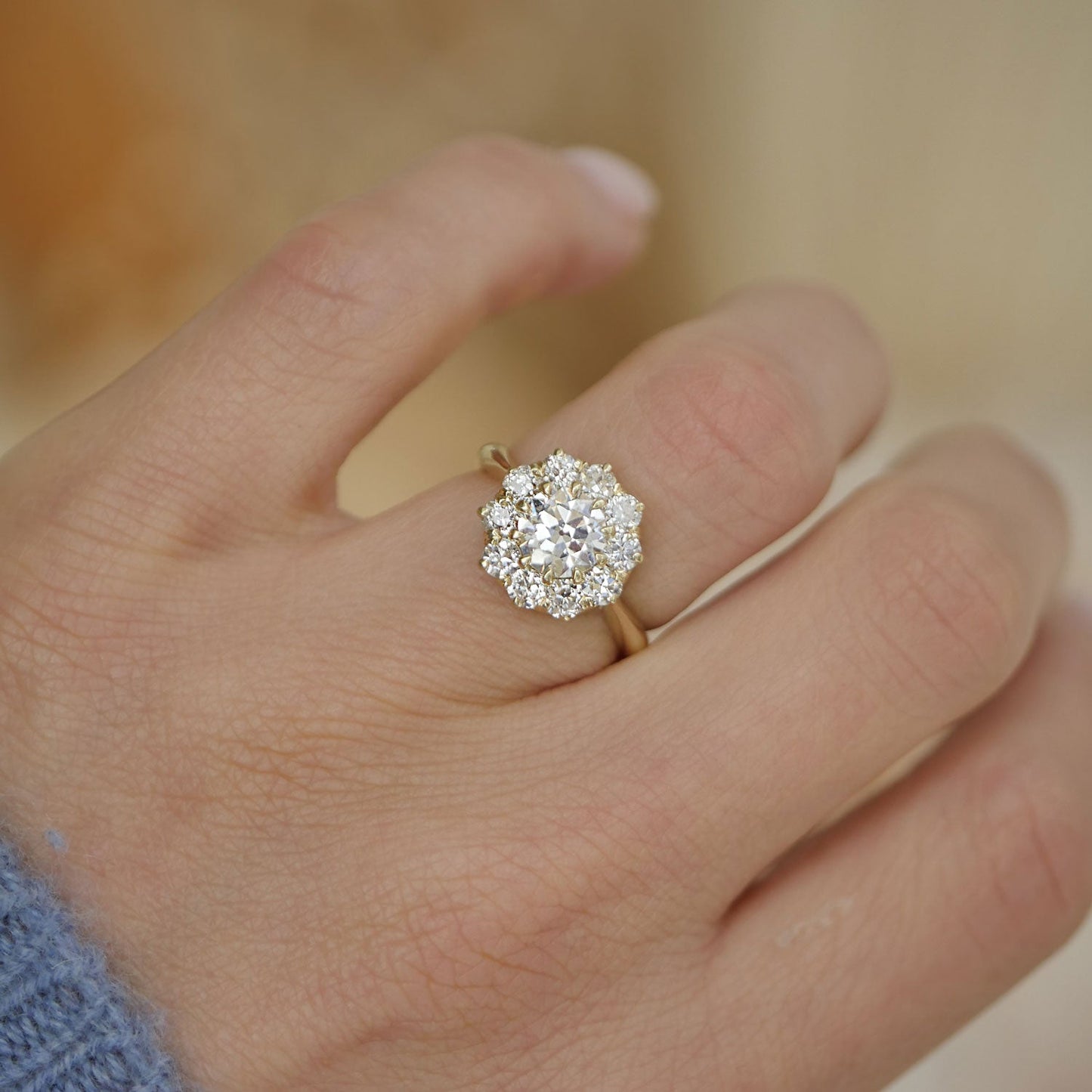 1.0 Ct Round Cut Moissanite Diamond Vintage Engagement Ring