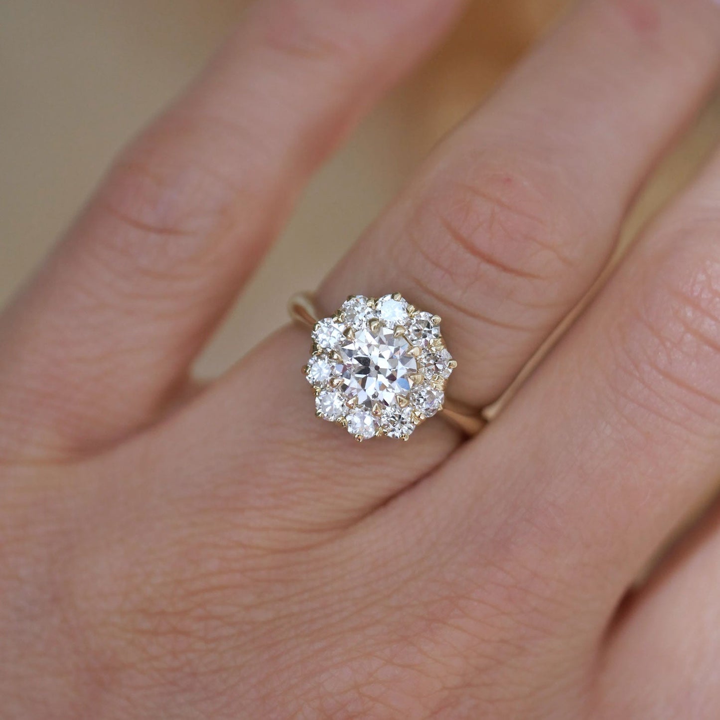 1.0 Ct Round Cut Moissanite Diamond Vintage Engagement Ring