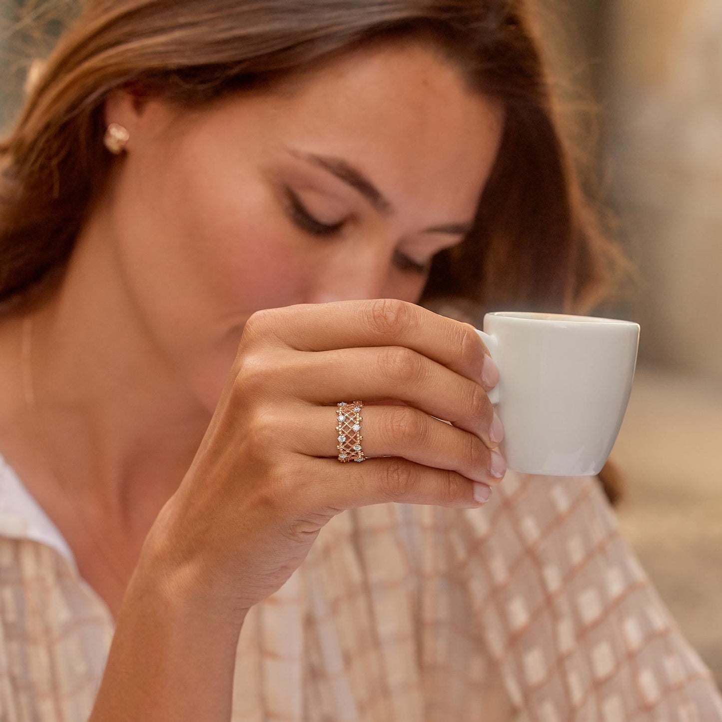 Round Shaped Moissanite Art Deco Wedding Band Unique Design Ring / Unique Bridal Ring