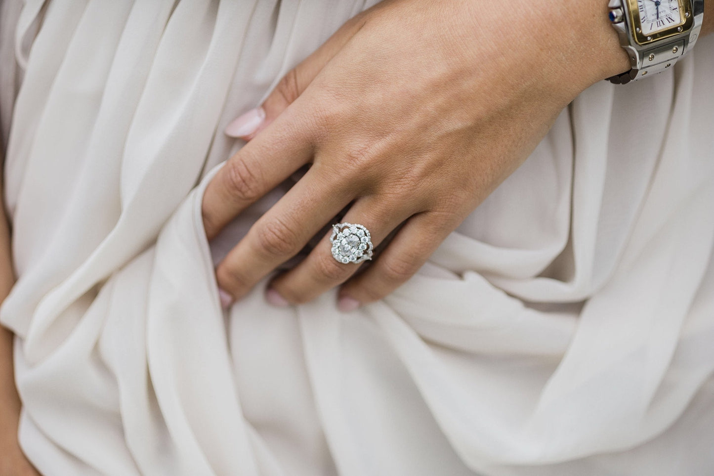 Oval Art Deco Halo Moissanite Engagement Ring Women's Day Gift For Her