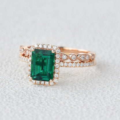 Green Emerald & Moissanite Halo Gold Bridal Ring Set For Her