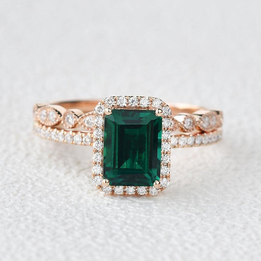 Green Emerald & Moissanite Halo Gold Bridal Ring Set For Her