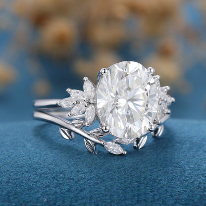 Oval Cut Halo Moissanite Bridal Engagement Ring Set Women's Ring