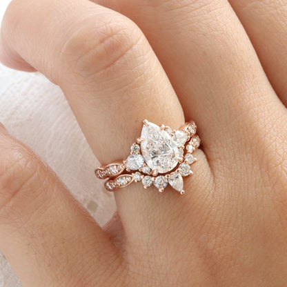 Pear Cut Moissanite Bridal Engagement Ring Set For Her