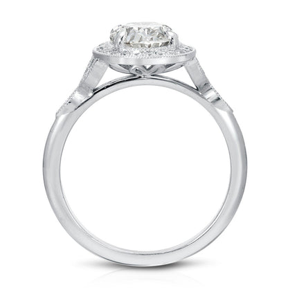 Vintage-Style Oval Cut Moissanite Diamond Engagement Ring for womens