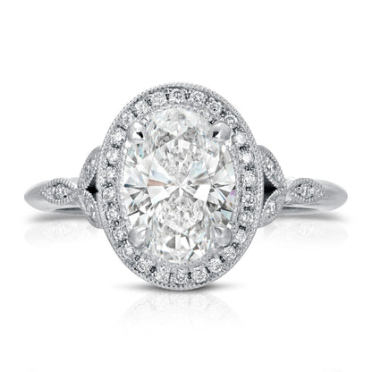 Vintage-Style Oval Cut Moissanite Diamond Engagement Ring for womens