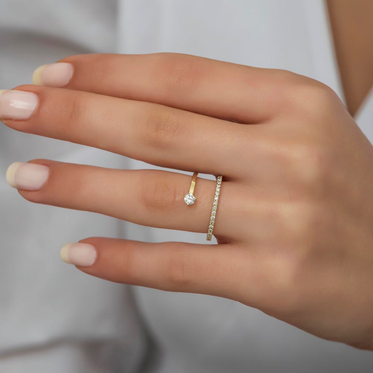 Round Diamond Ring 14K Gold Dainty Gift for Woman Delicate Ring Simple Ring